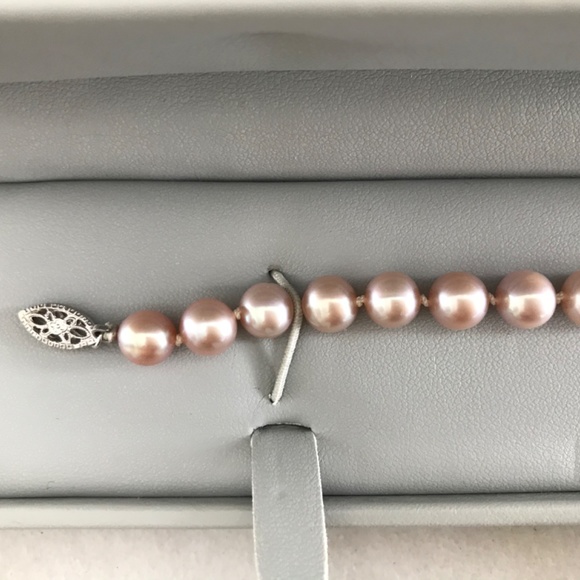 Pink Freshwater Pearl Bracelet - Picture 2 of 4
